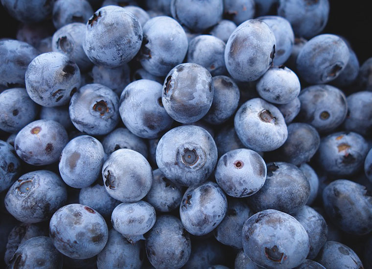 Mirtilli: calorie, proprietà nutrizionali e benefici