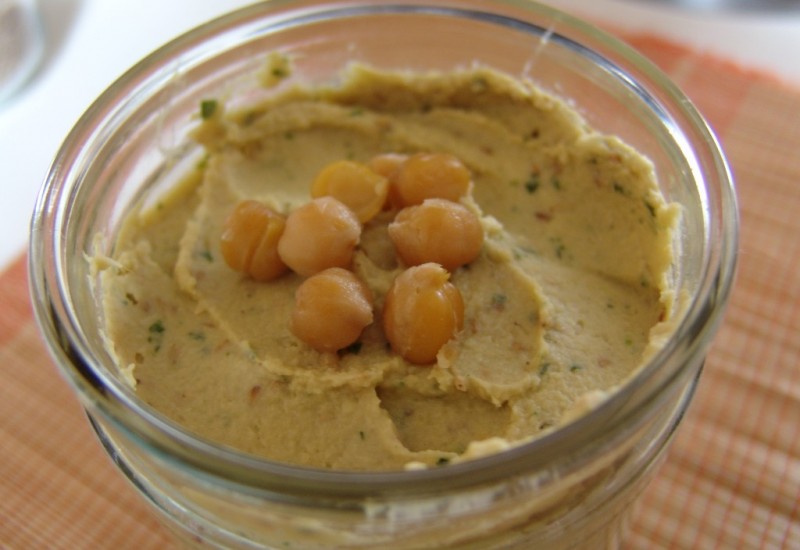 Hummus di ceci: calorie, proprietà e benefici per la salute