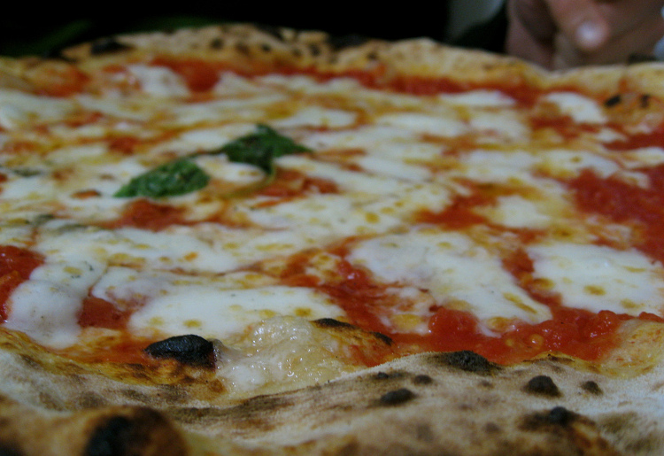 Pizza Margherita, calorie e valori nutrizionali