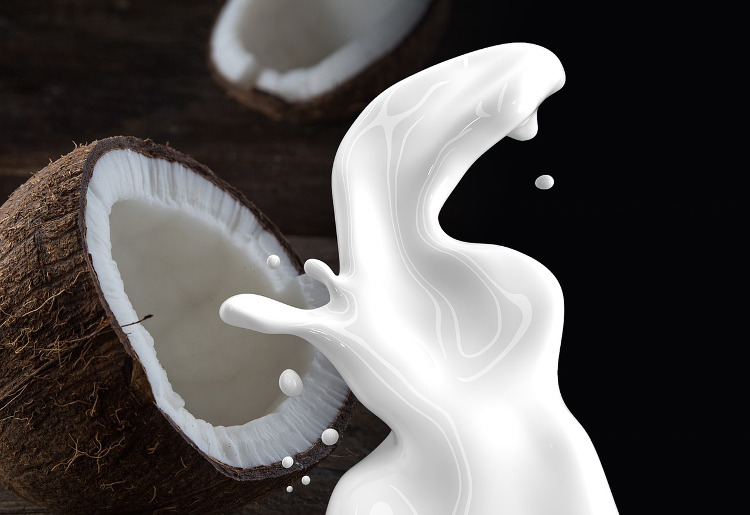 Latte di cocco, calorie e benefici